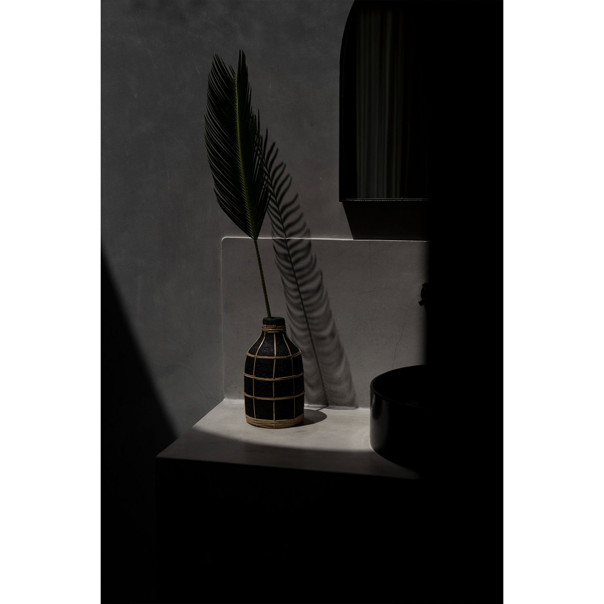 Terracotta vase black natural 13 × 24 cm – tall, Indonesia