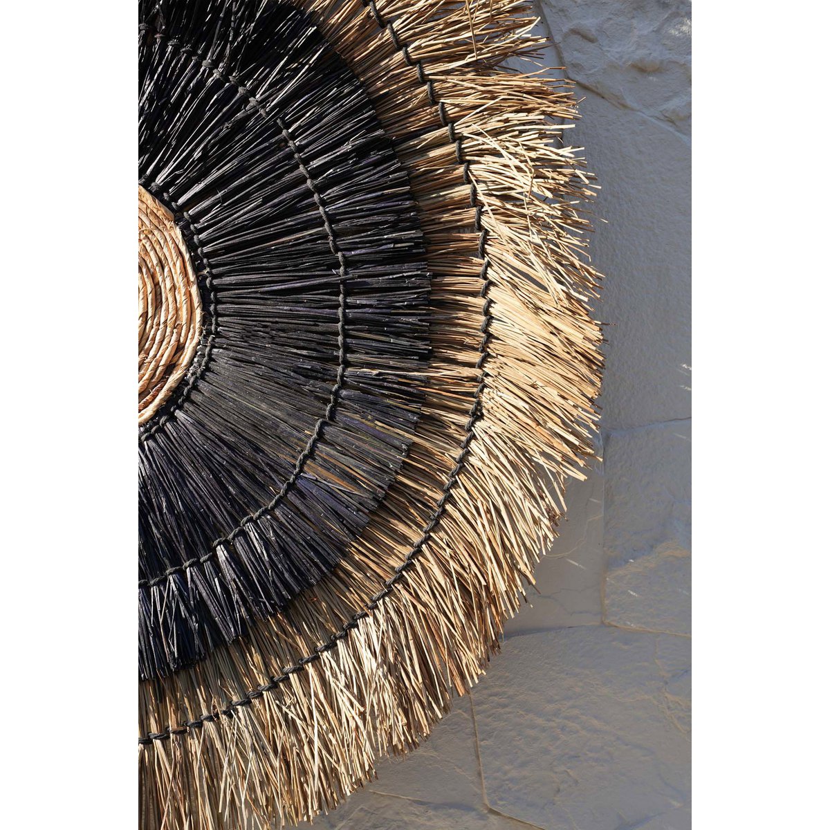 Palm leaf round wall deco, natural black - 110 cm