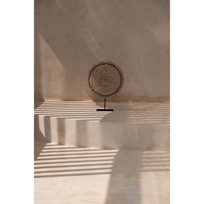 Stående skaldekoration 30 × 40 cm – blomstret, beige og hvid