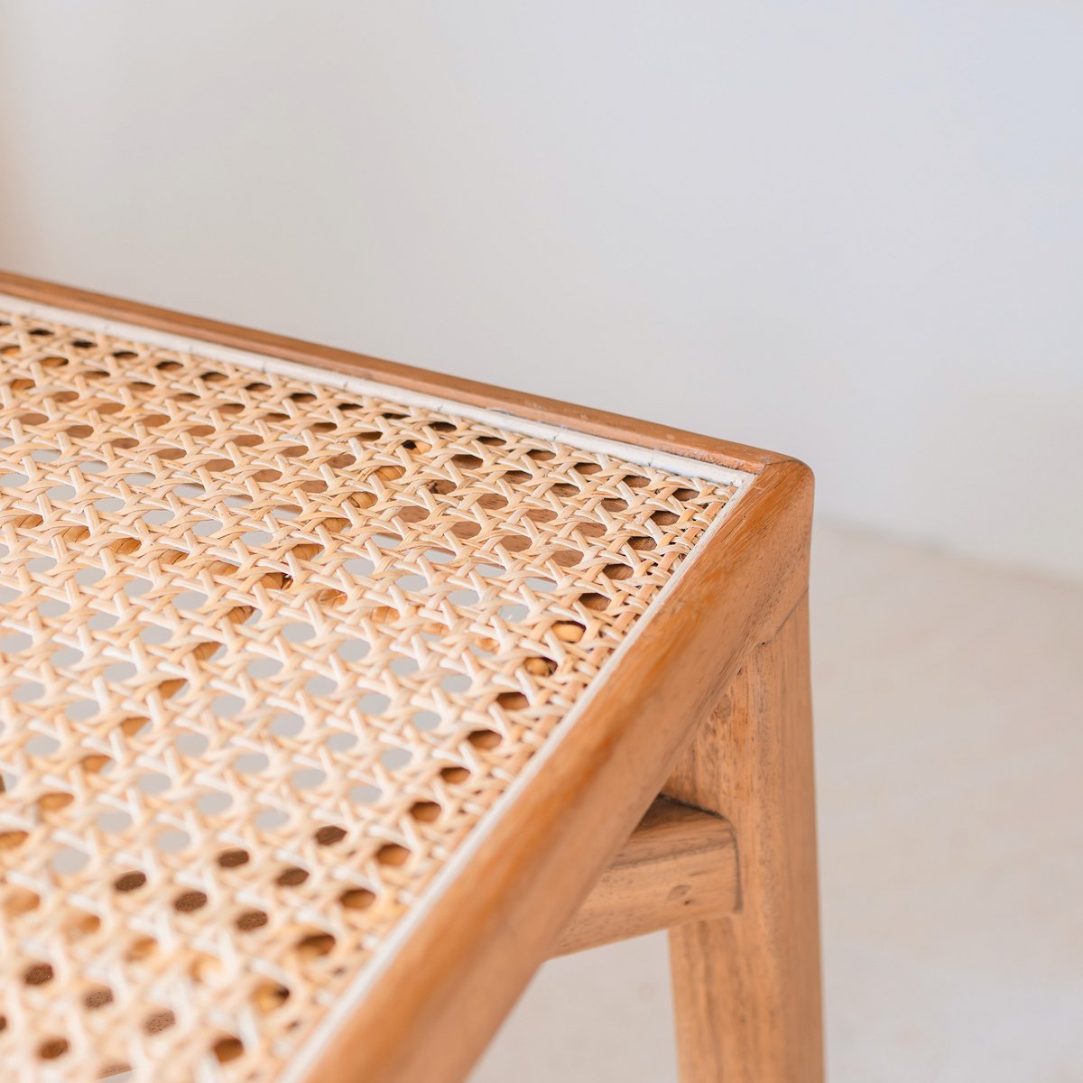 Rain tree wood stool with rattan seat 41×41×46 cm