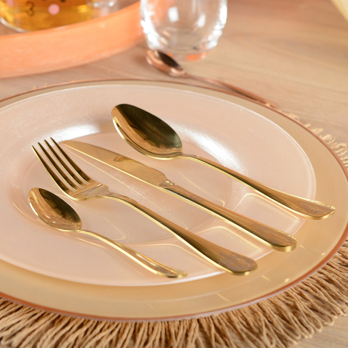 Gold-plated cutlery set, arabesque, 24 pieces