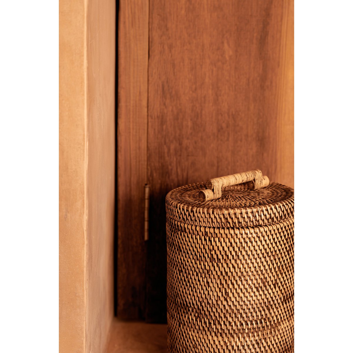 Rattan bin 20 × 37 cm high - natural brown