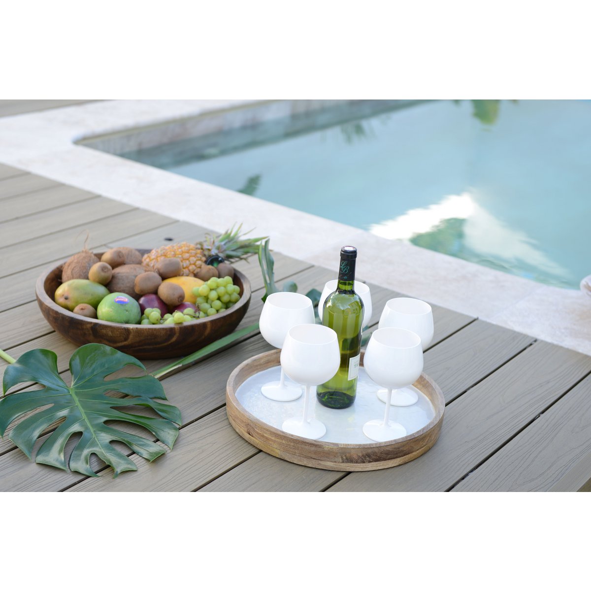 Dekoratives Holztablett 45 × 45 × 9 cm – quadratische, flache Form