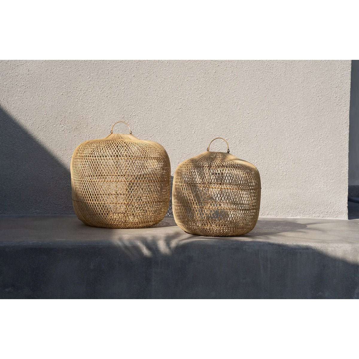 Rattan pendelskærm 48 cm – håndflettet, Indonesien