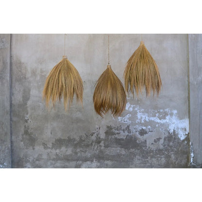 Grass fibre pendant shade 28 cm – Rayung Hut, medium