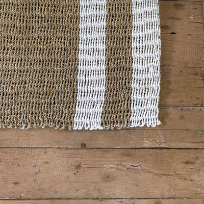 Gestreifter Seegrasteppich 120×60 cm – Beige und Weiß, Sewu
