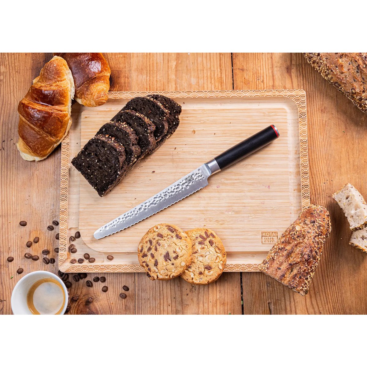 Stainless steel serrated bread knife 200 mm - pakkawood handle