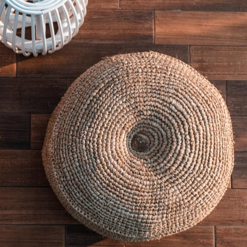 Raffia pouf TELU Ø60 cm - coconut fiber & cotton fill