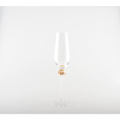 Champagne flutes with diamond-cut foot – set of 4