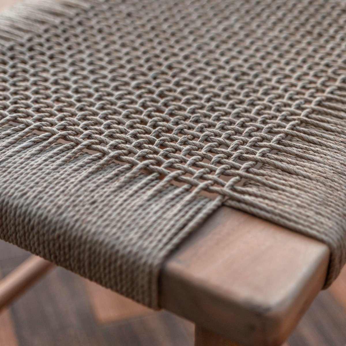 Trembesi wood stool SUNDA with woven recycled-paper seat