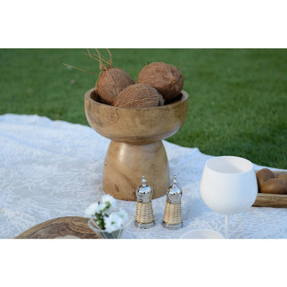 Beige wicker and steel salt and pepper set