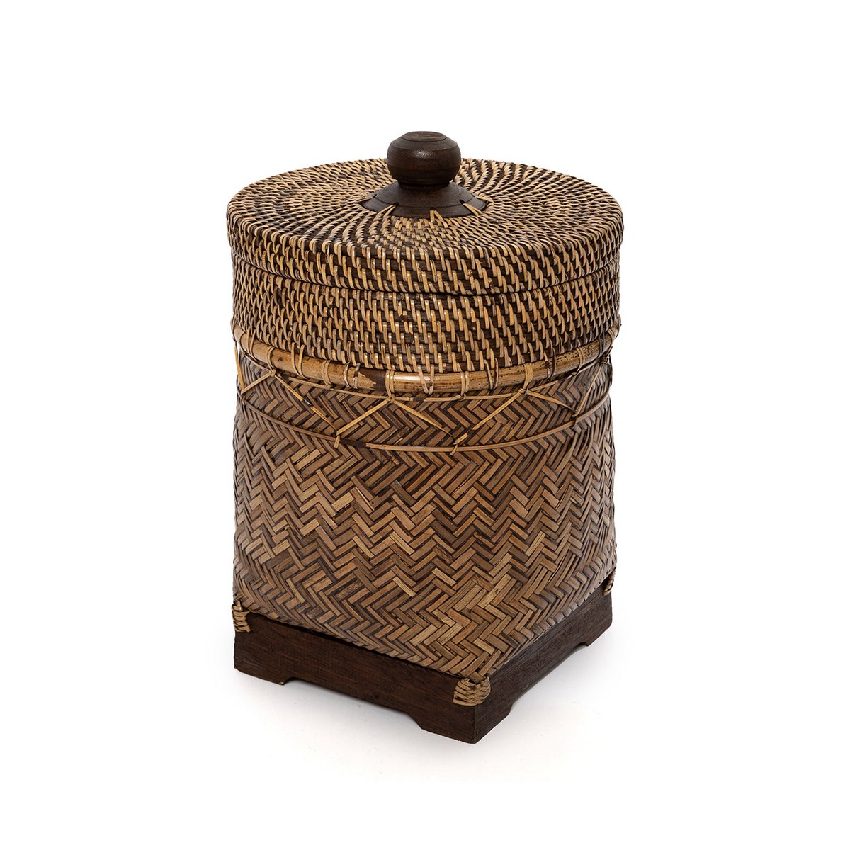Rattan bathroom basket – natural brown