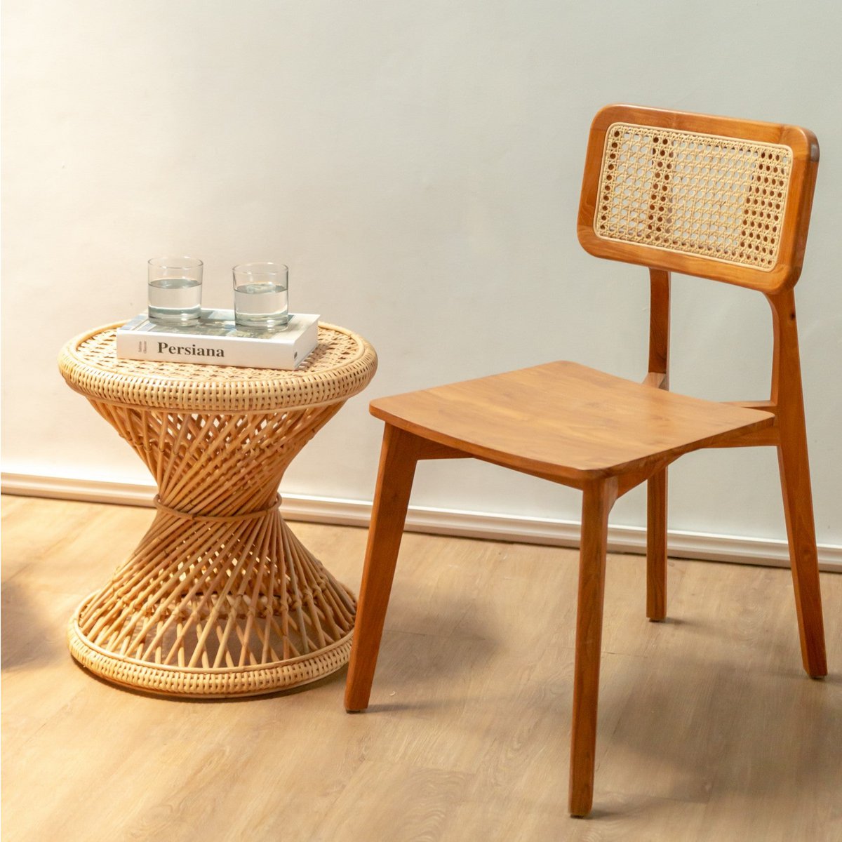 Rundt sidebord i rattan Ø45 cm × 45 cm højt – Luhu