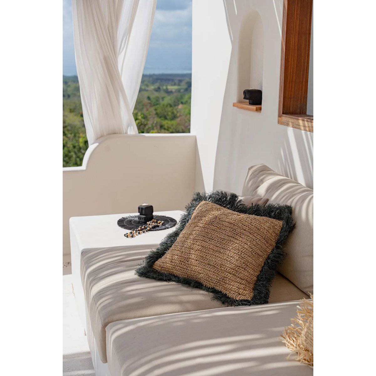 Raffia cushion cover 60×60 cm - natural black, made in Indonesia