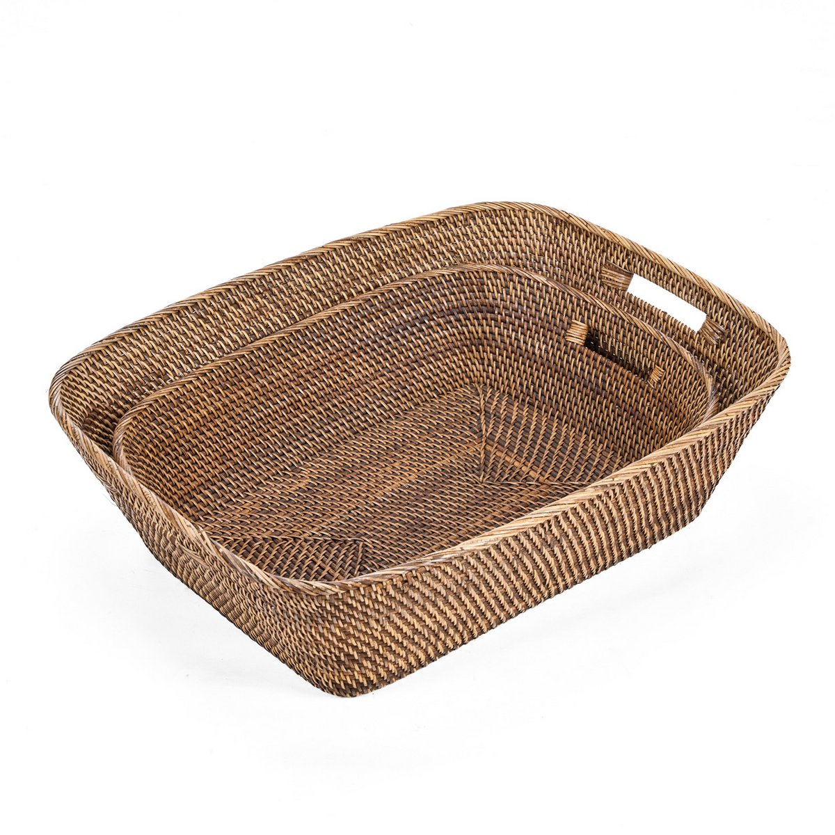 Rattan laundry basket, medium – handwoven