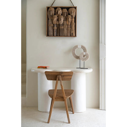 Skulptur af skaller på jernfod, hvid - M