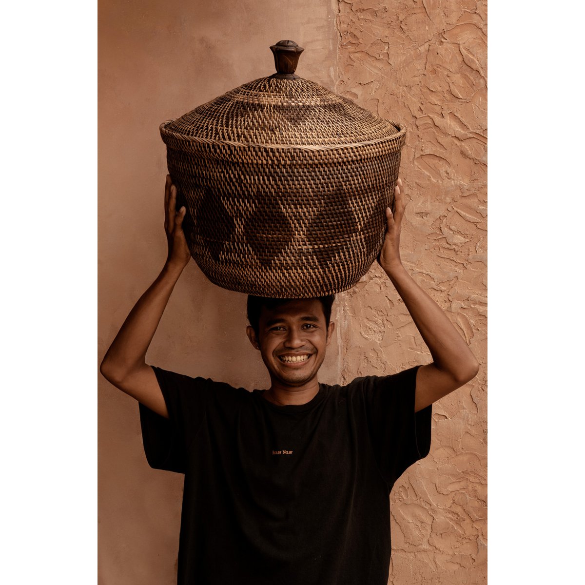 Rattan storage basket, round - natural brown, large
