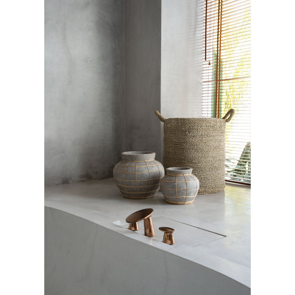 Terrakottavase mit Rattan, naturgrau, groß