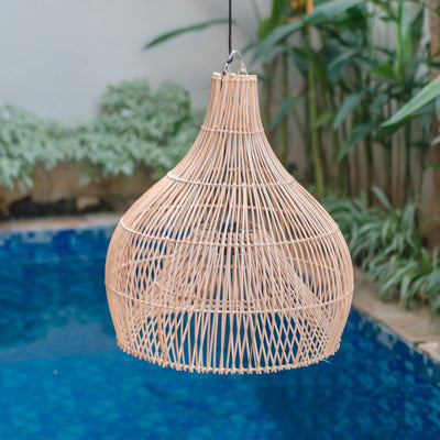 Rattan- & Metall-Pendelleuchte ALAM 40 cm – Indonesische Handwerkskunst