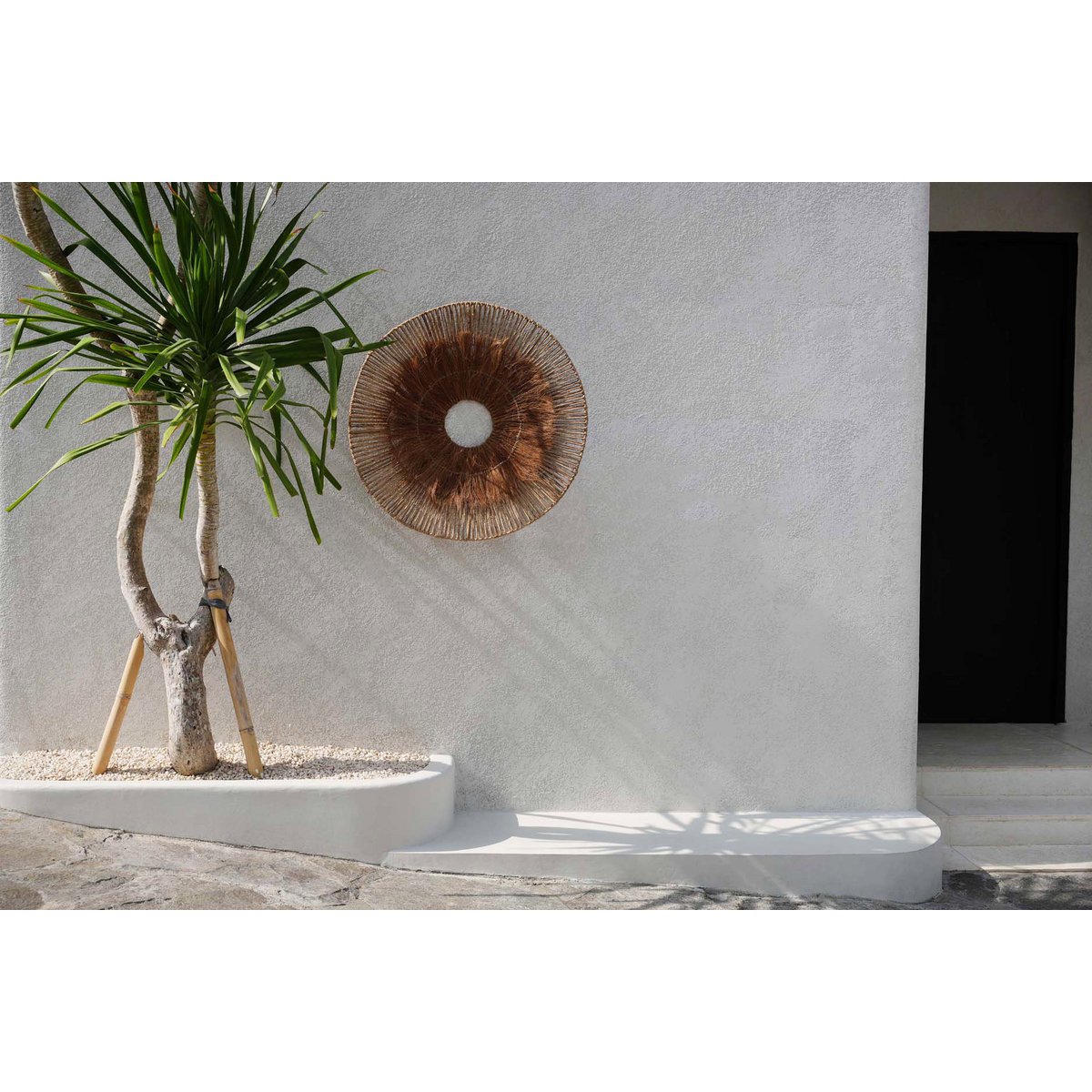 Coconut and palm wall deco, round, 90 cm - natural